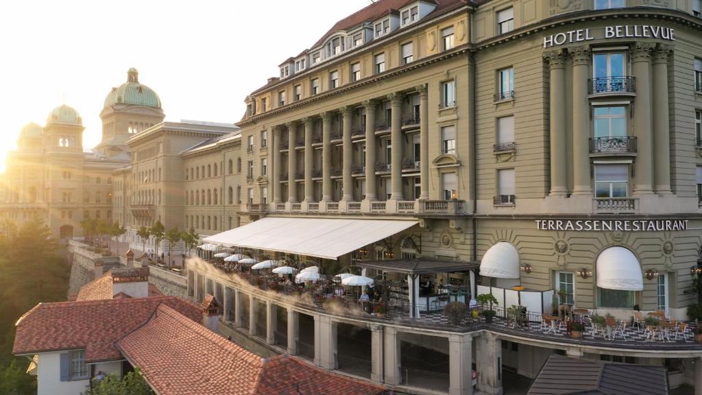 Hotel Bellevue Palace Bern - Resim 5