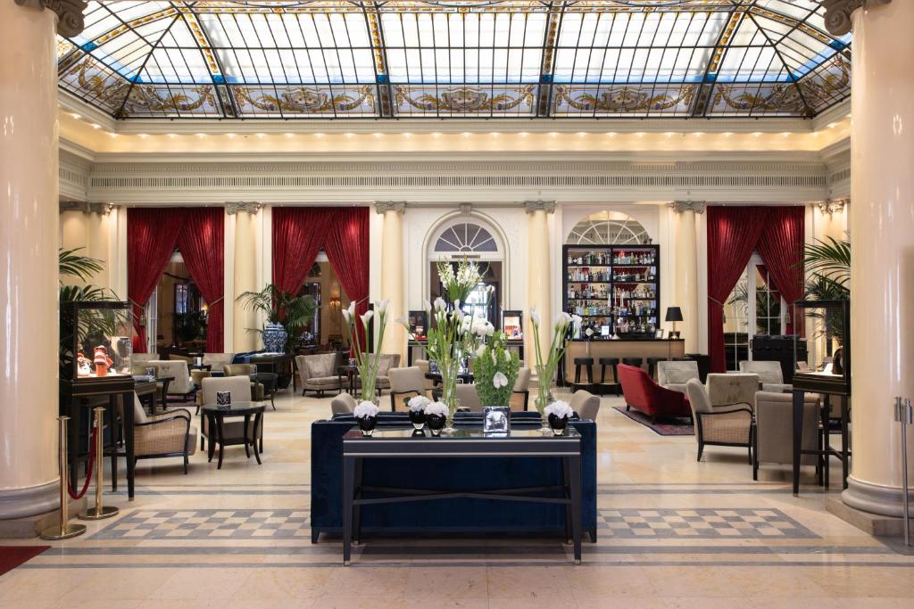 Posezení v ubytování Hotel Bellevue Palace Bern