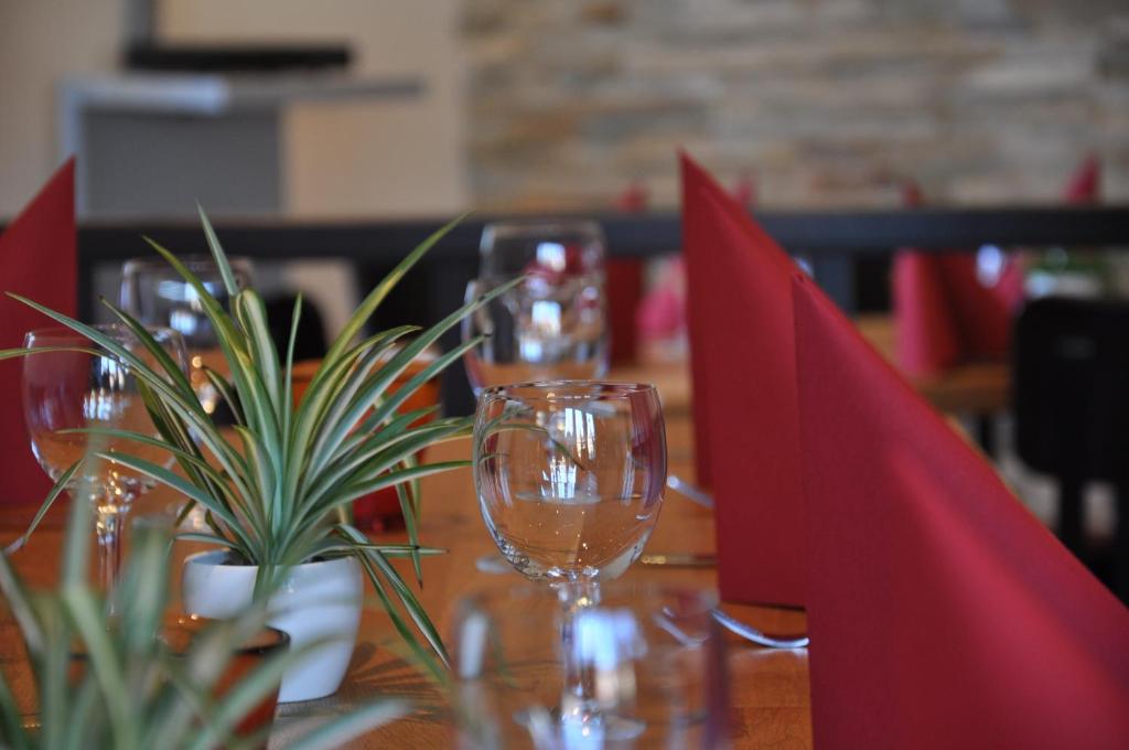 Restaurace v ubytování Hotel Drei Linden