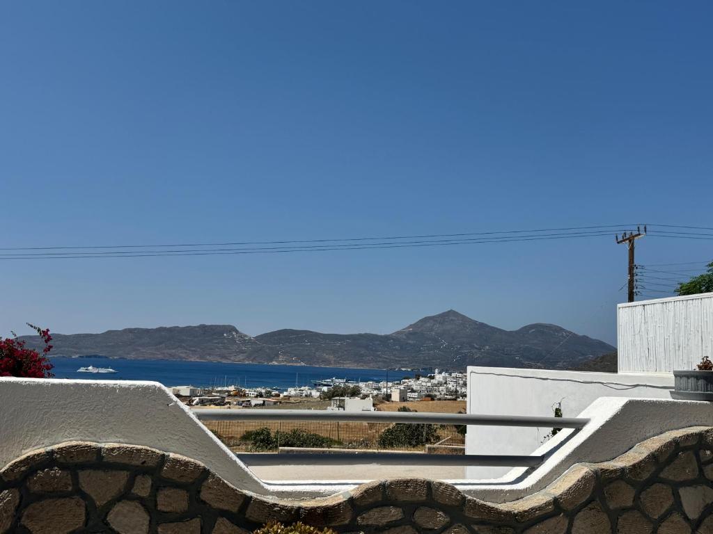 Christos rooms milos - 15