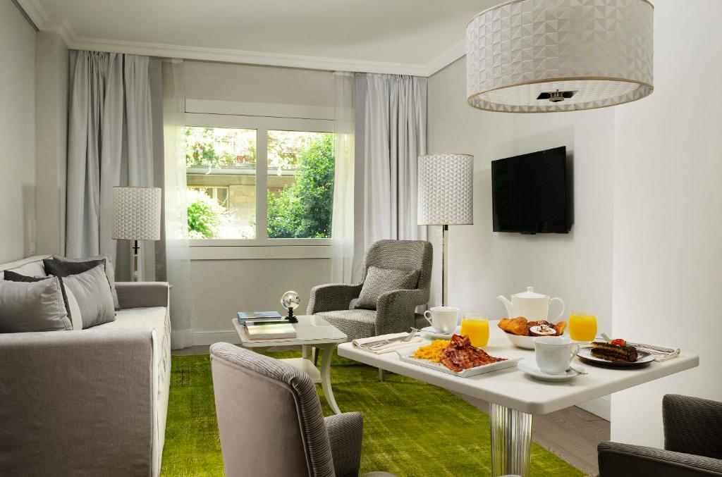 Ponte Vecchio Suites & Spa - Resim 27