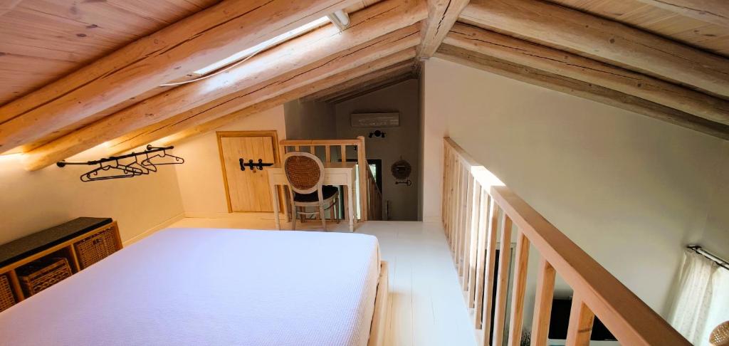 Voodi või voodid majutusasutuse Chrisanthi's Cottage toas