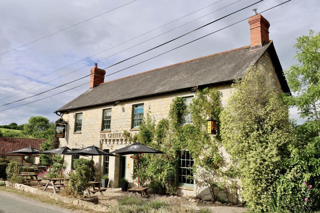 The Greyhound Inn