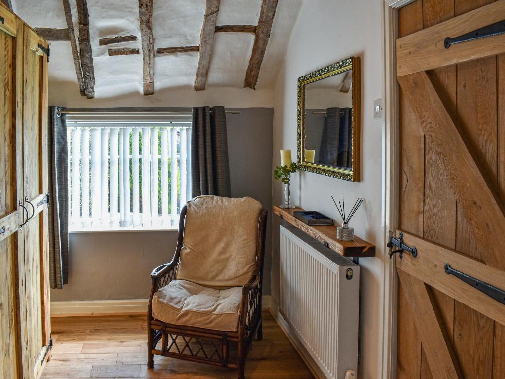 TV a/nebo společenská místnost v ubytování Chase Heys Cottage
