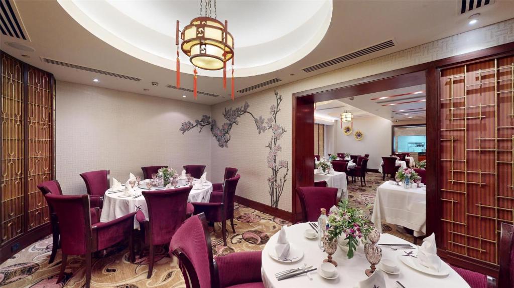 Posezení v ubytování Radisson Blu Hotel, Nagpur