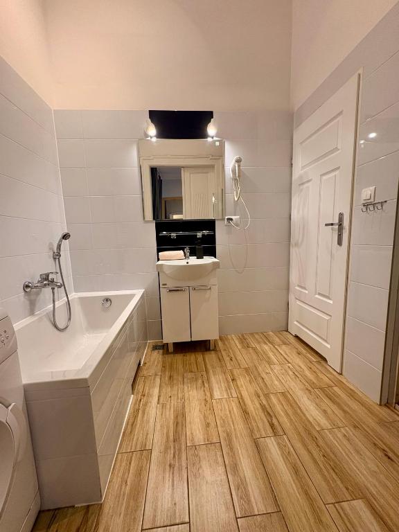 Roller Aparthotel - Resim 22