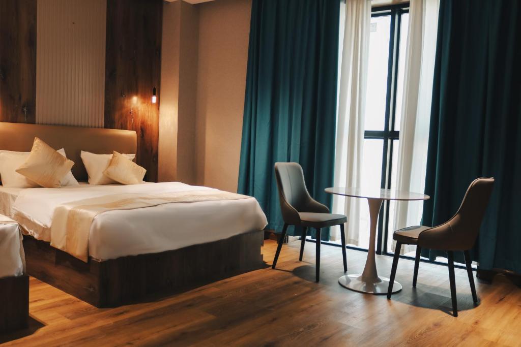 امکانات Hotel Blue Corner 2 - تصویر ۴