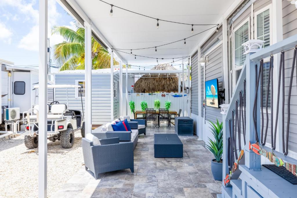 Ocean view, seaside paradise with golf cart, Key Largo (updated prices