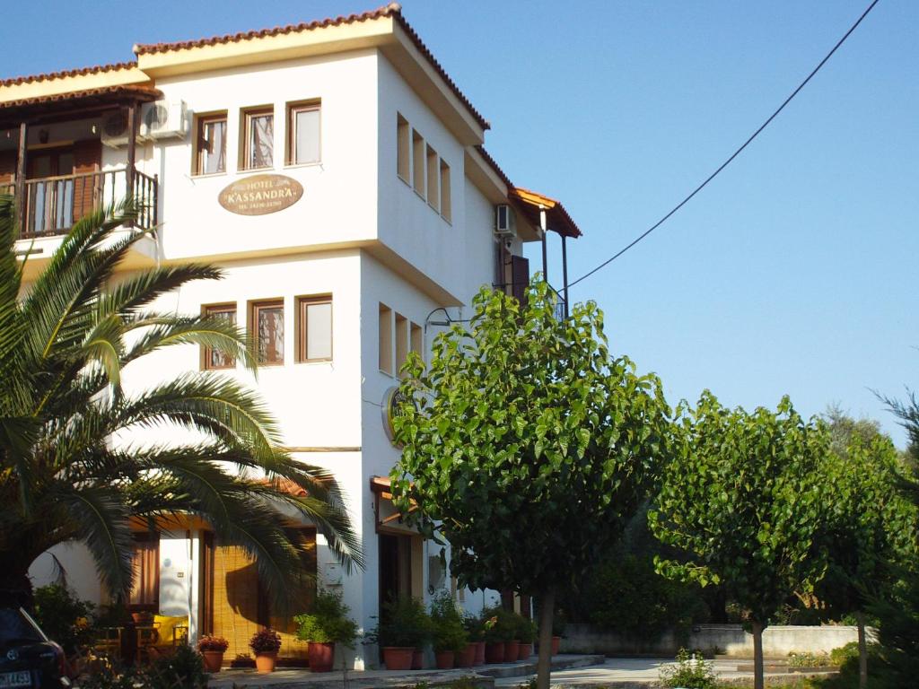 Hotel Kassandra, Kala Nera, Greece - Booking.com