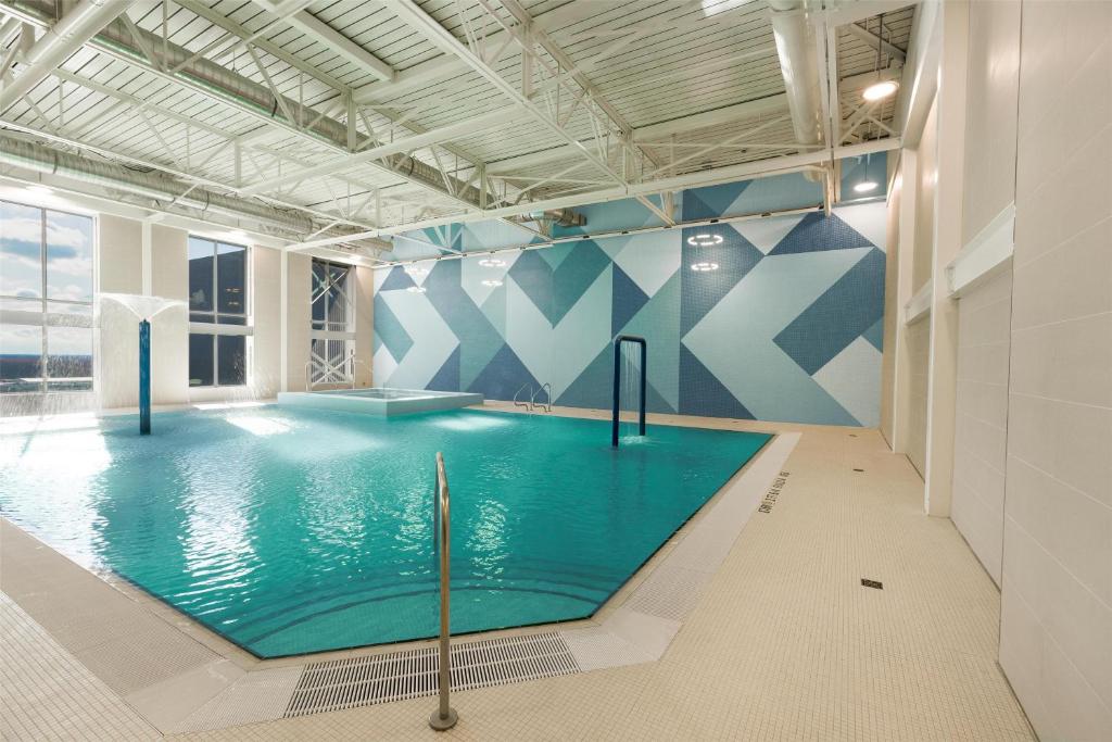 Hilton Niagara Falls/ Fallsview Hotel and Suites - Resim 4