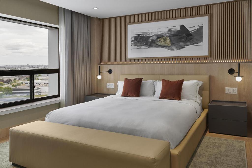 Hilton Toronto Airport Hotel & Suites - Resim 21