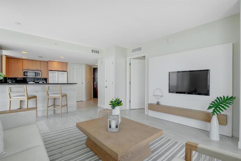 Hilton Fort Lauderdale Beach Resort - 