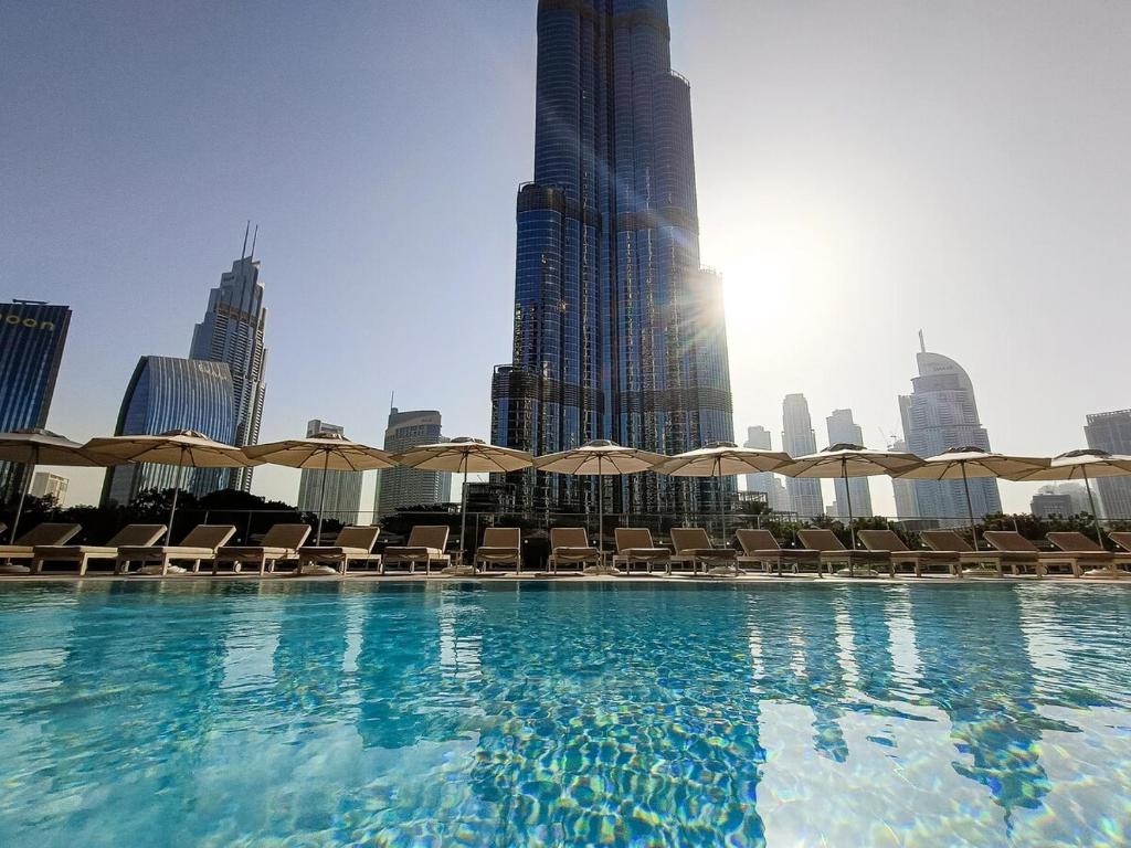 Bassein majutusasutuses ADDRESS Residences Opera 2BR Tower 1 - EPIC 30th floor Burj Khalifa view byBLCK with DXB AIRPORT VIP Shuttle või selle lähedal