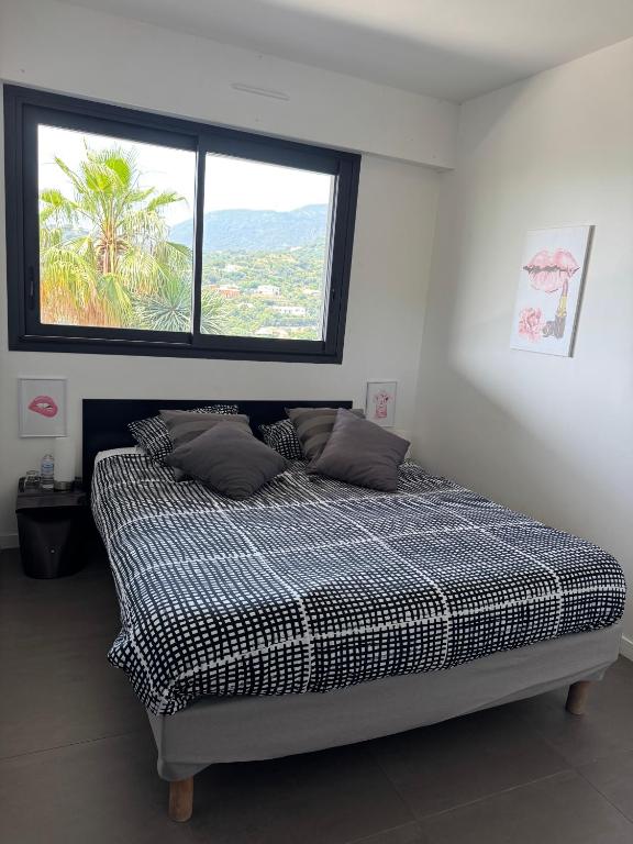 Postel nebo postele na pokoji v ubytování Villa Hirondelles 35