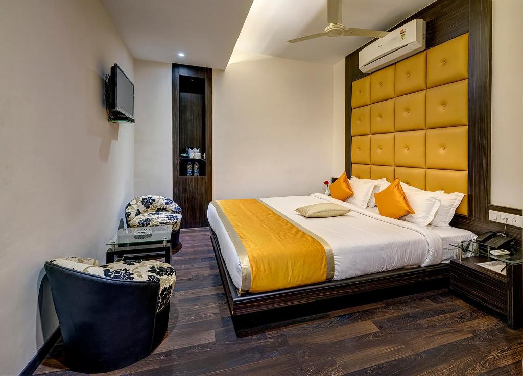TV a/nebo společenská místnost v ubytování Viceroy Boutique Hotel