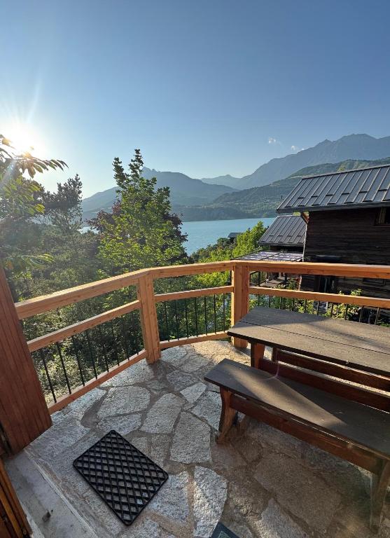 Photo de la galerie de l'établissement Appartement dans Chalet Savines, à Savines