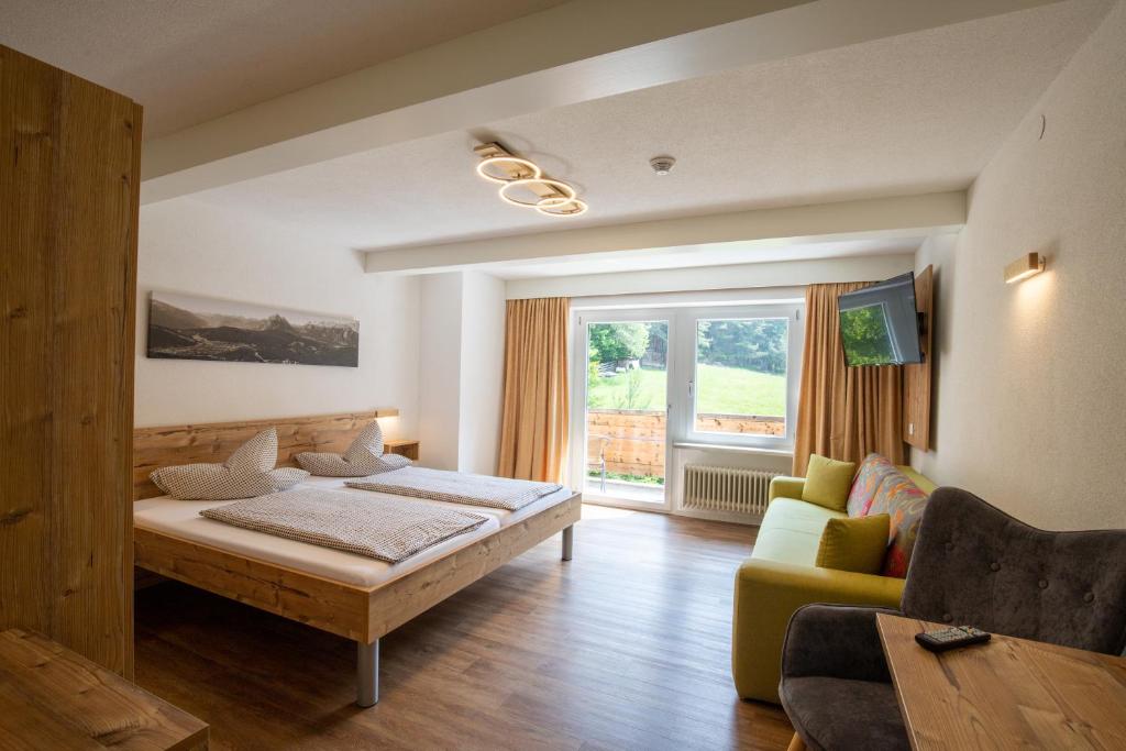 Posezení v ubytování Hotel Pension Tyrol