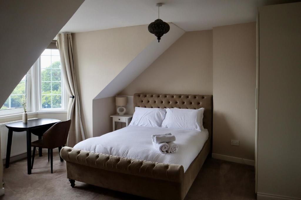 Harbourside Hotel - 