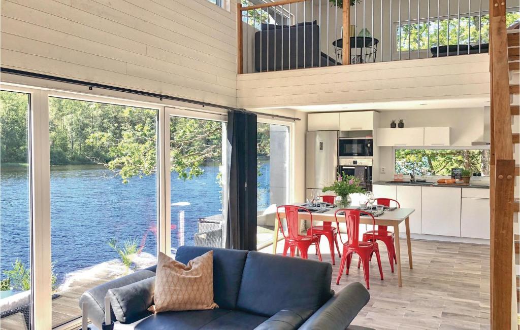 Gorgeous Home In Borås With Sauna