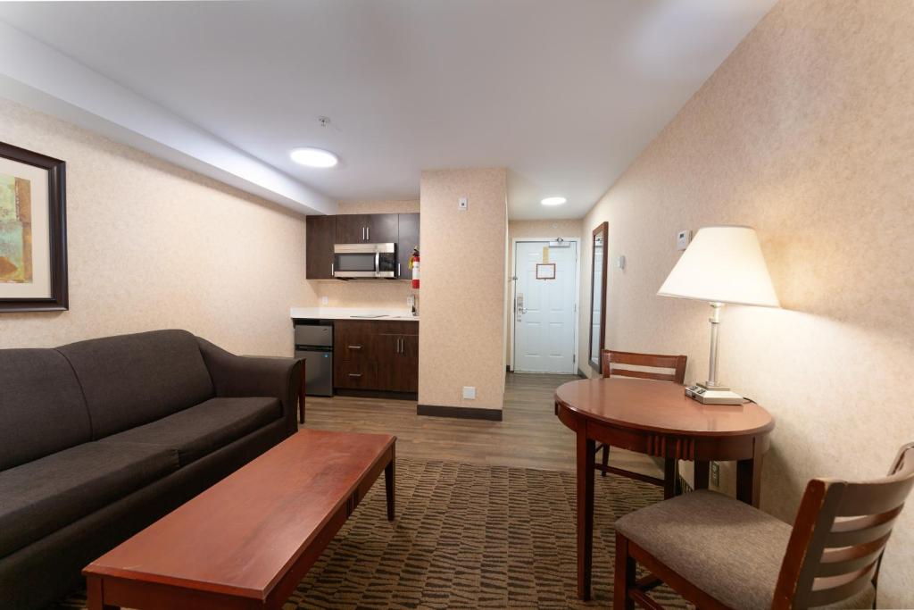 Prestige Aberdeen Lodge Kamloops - Resim 35