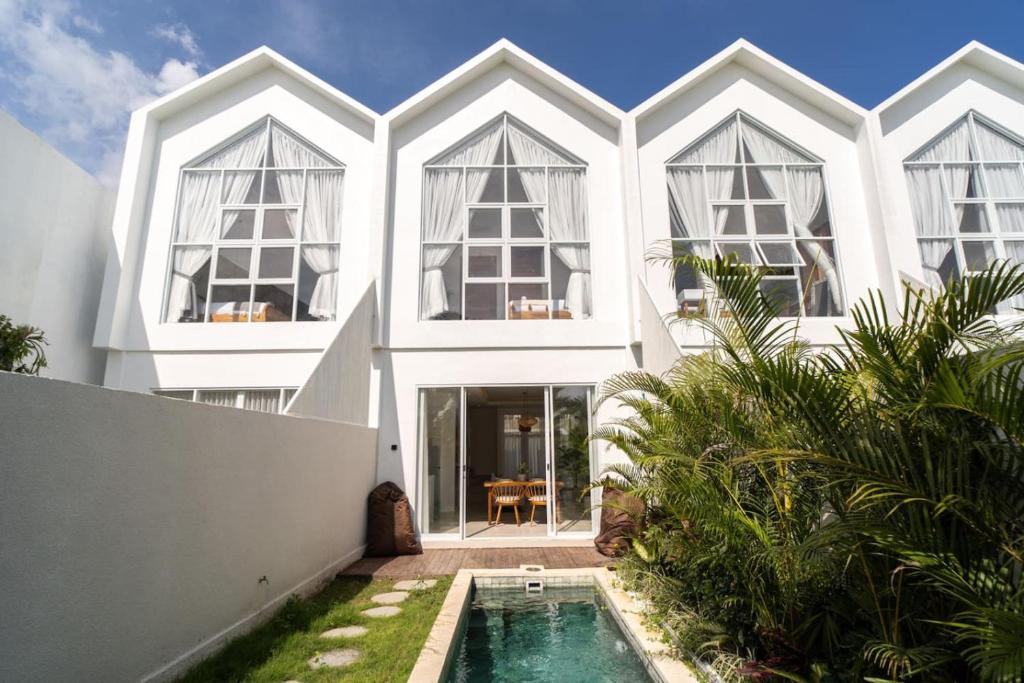 Πισίνα στο ή κοντά στο Villa Sunny