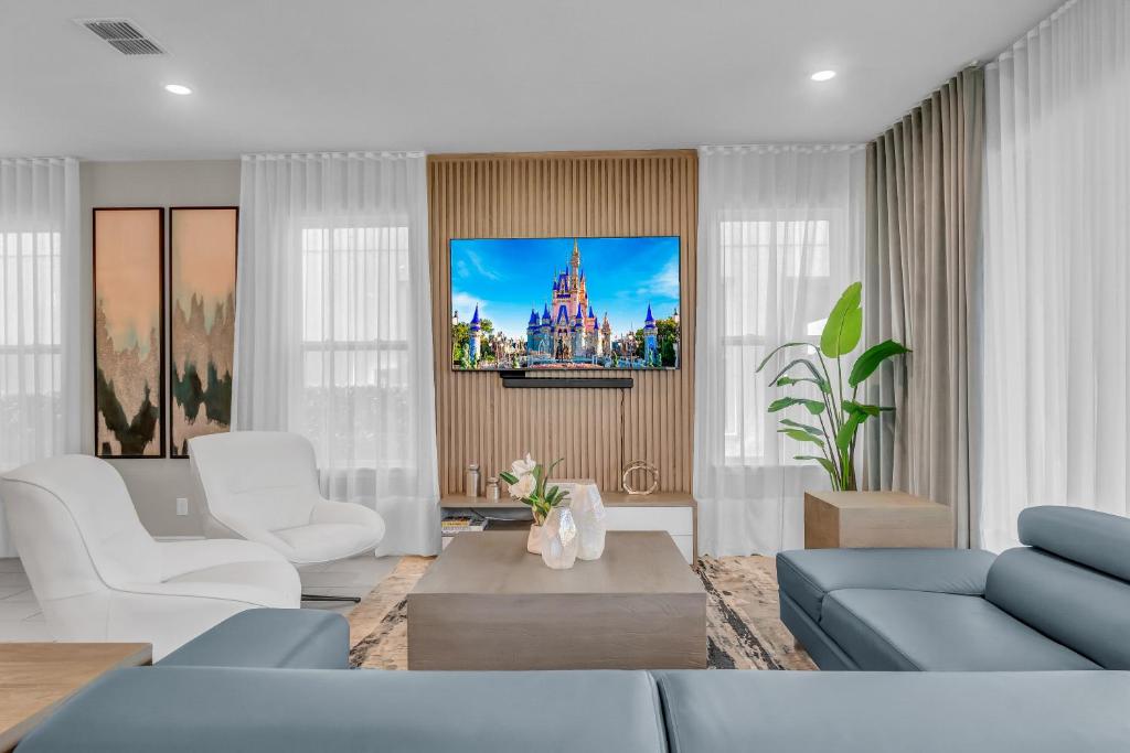 Posezení v ubytování Beautiful House with Pool in Reunion Orlando 10 minutes from Disney