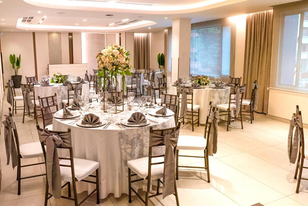 Restaurace v ubytování Hotel Finlandia