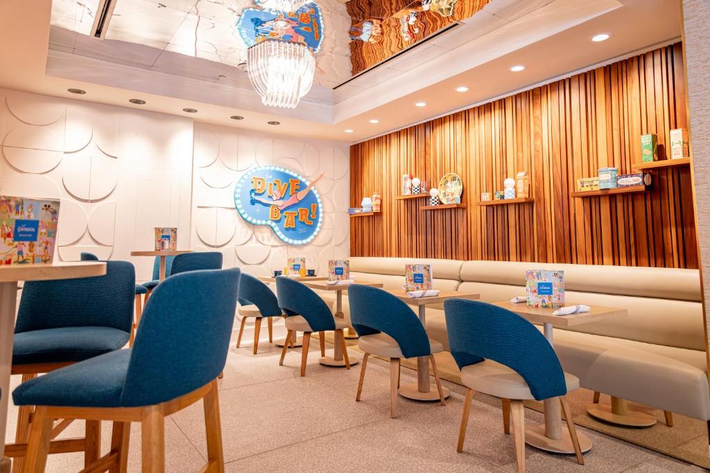 Uma área de estar em Hotel Continental Miami Beach, Tapestry Collection by Hilton