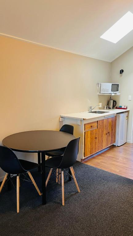 Bennetts Thermal Motor Inn - Resim 5