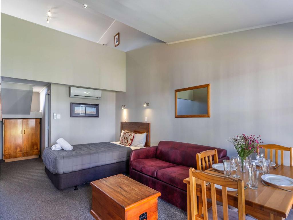 Posezení v ubytování Turangi Leisure Lodge