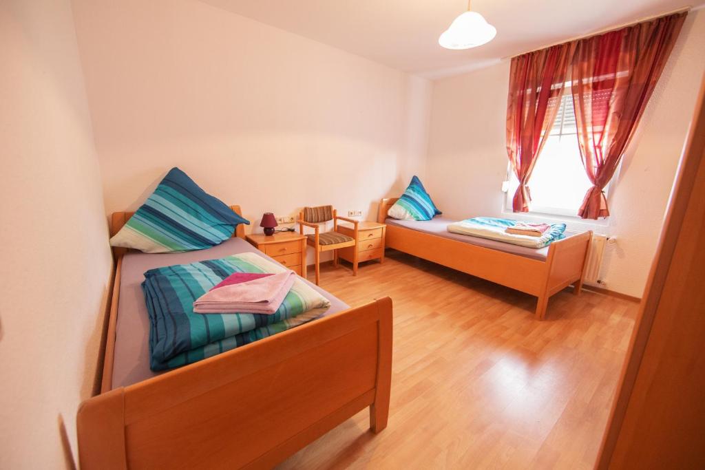 Hotel Burghof - Chambre Lits Jumeaux Avec Salle De Bains Commune