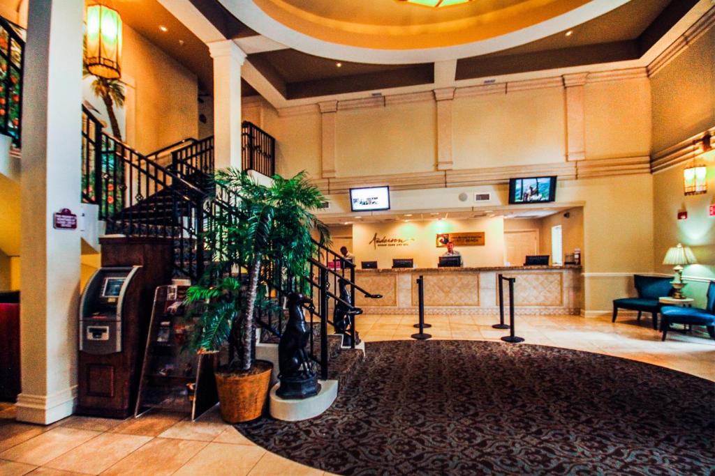 Anderson Ocean Club and Spa by Oceana Resortsにあるテレビまたはエンターテインメントセンター