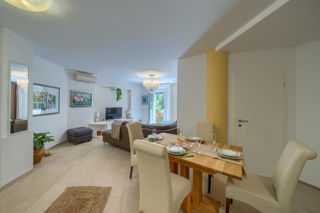 Apartman Iva - Znjan Beach