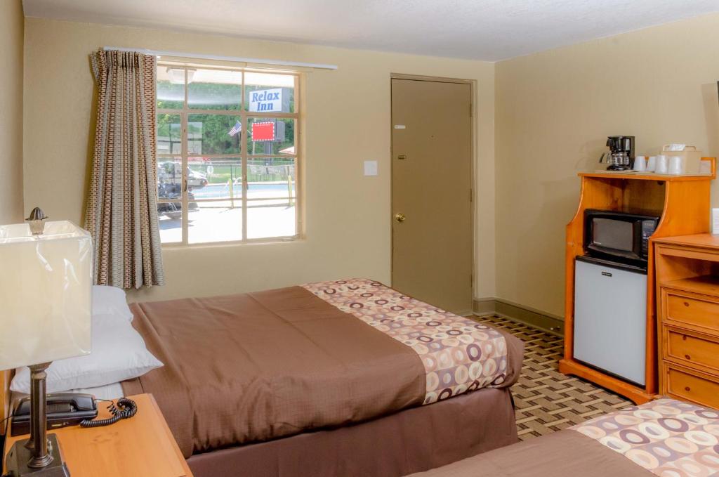 Relax Inn - Bryson City photo