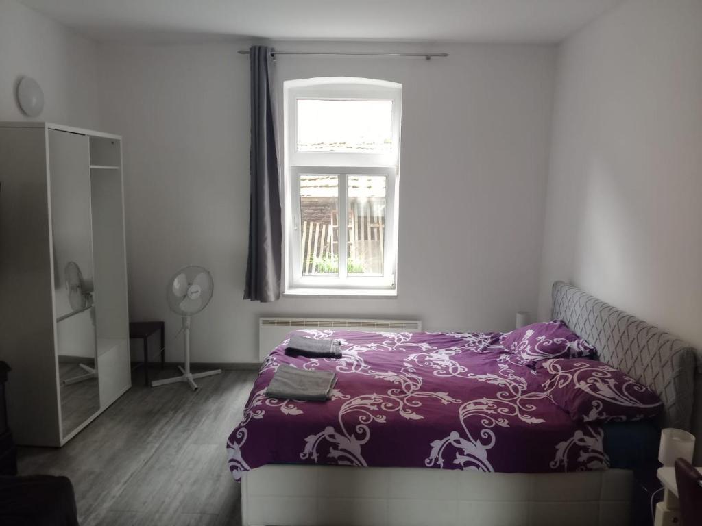ZAGREB Main Station Budget Apartment
