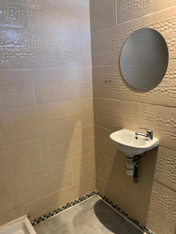 Hôtel Le Capitol - Resim 6