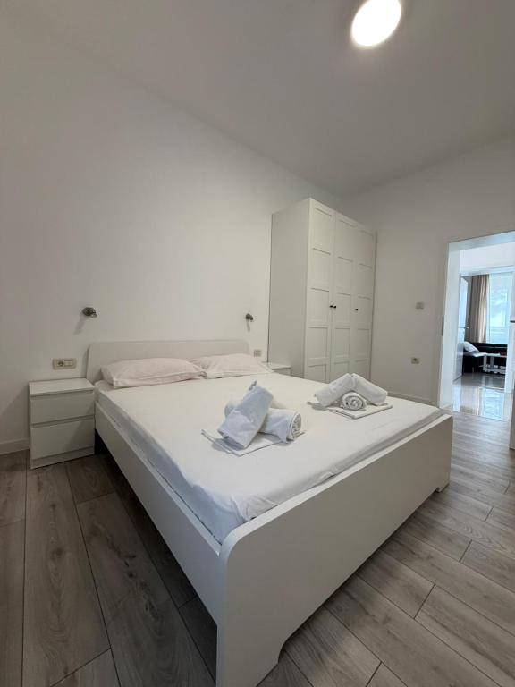 Postel nebo postele na pokoji v ubytování Sesar Apartments Krk - No. 1 Iva