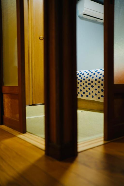 Φωτογραφία από το άλμπουμ του 雅舍 独栋两层 步行5分钟到天下茶屋站 关西机场35分钟直达天下茶屋站 στην Οσάκα