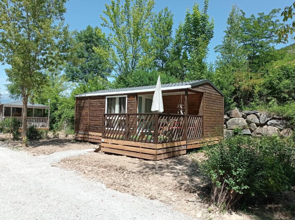Photo de la galerie de l'établissement Mobil-home en camping UBAYE SERRE PONCON, à lʼÉgaye