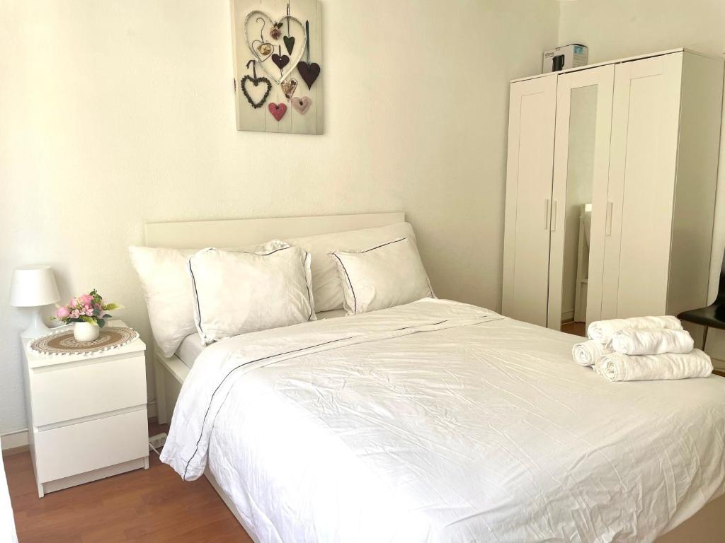 2 minutes- 200m de la Gare de Lausanne