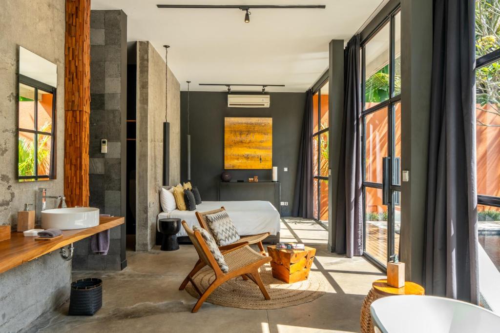 Area tempat duduk di Rouge - Loft Dimanisa