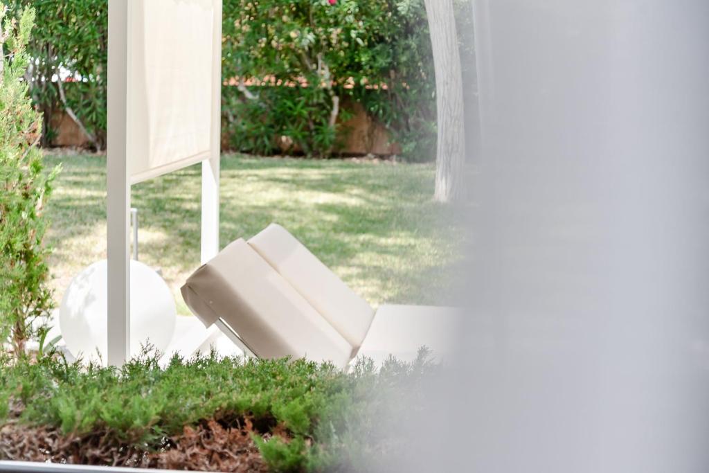Vonkajšia záhrada v ubytovaní Hotel Bahia Pollensa