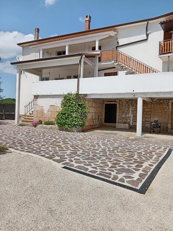 Budova, kde se apartmán nachází