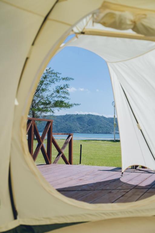 Příroda nedaleko luxury tent