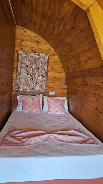Cama ou camas em um quarto em Quinta Lama de Cima