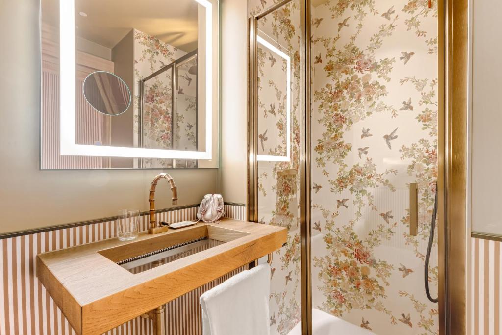 QC Room Milano Porta Romana - Resim 3