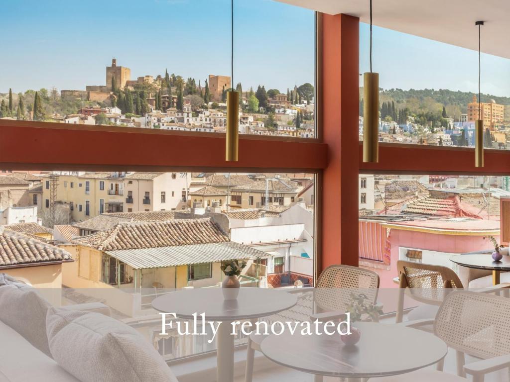 Nespecifikovaný výhled na destinaci Granada nebo výhled na město při pohledu z hotelu