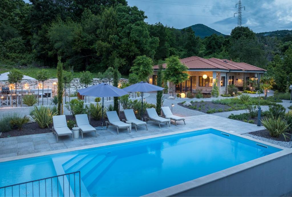 Villa St. Hedonist
