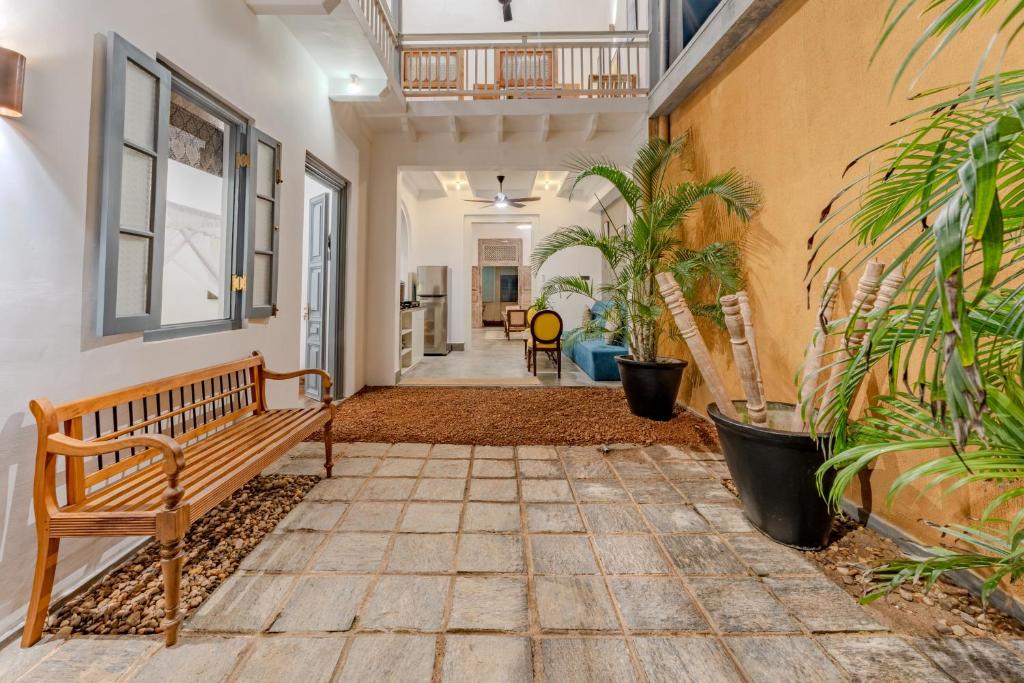 Small House Boutique Guest House - 14