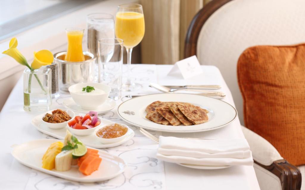 The Pierre, A Taj Hotel, New York - Pierre Deluxe Room